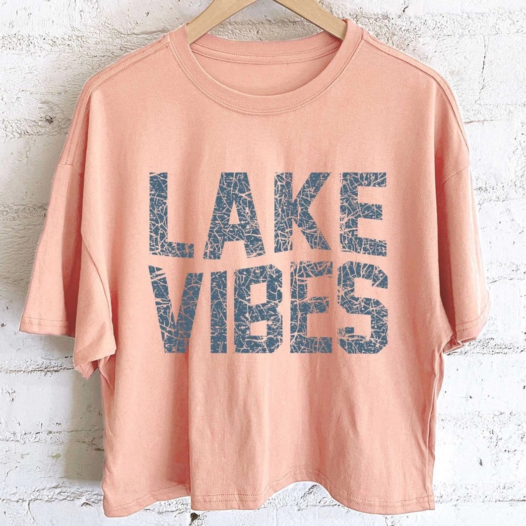 Lake Vibes Graphic Long Crop Top | Peach
