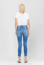 Load image into Gallery viewer, Vervet By Flying Monkey | Button Fly Crop Skinny
