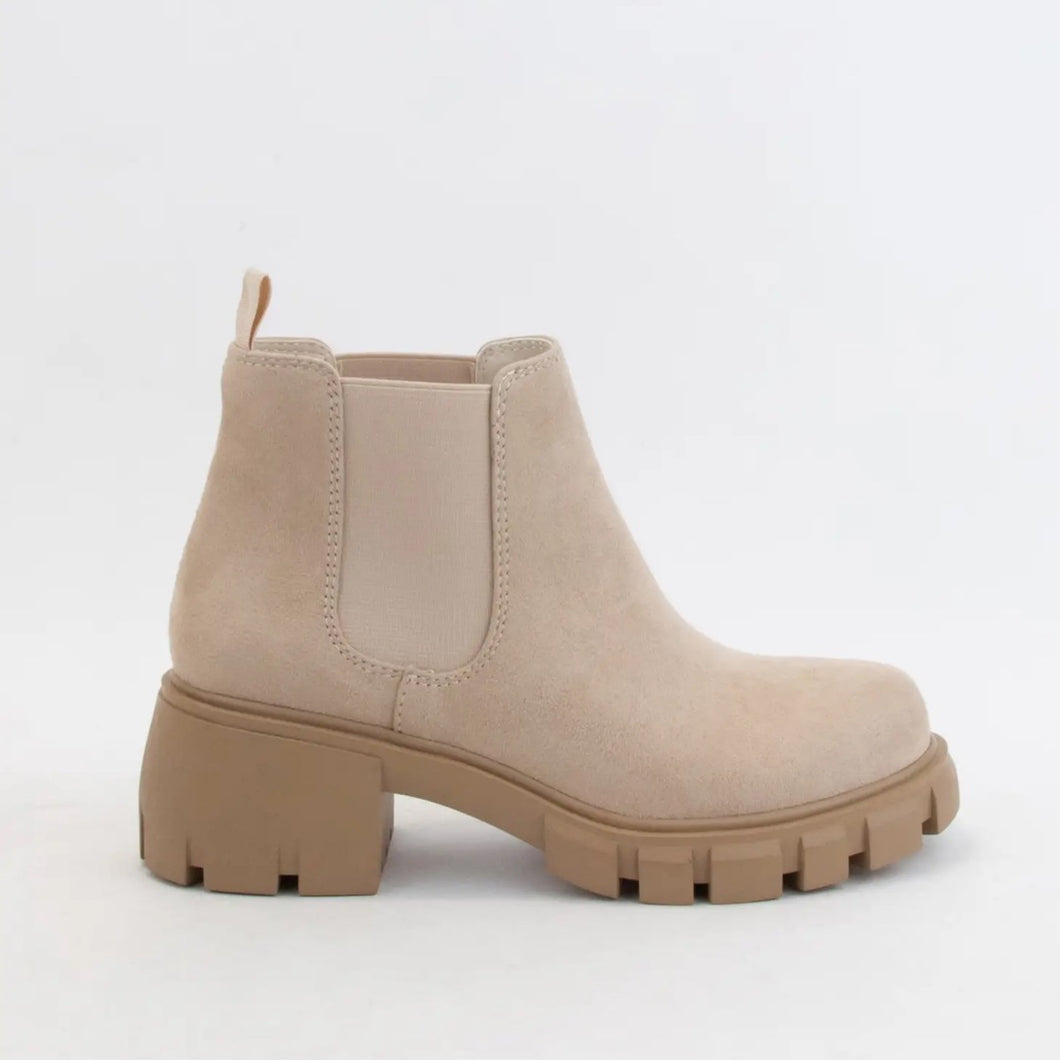 Chunky Chelsea Ankle Boots | Wheat