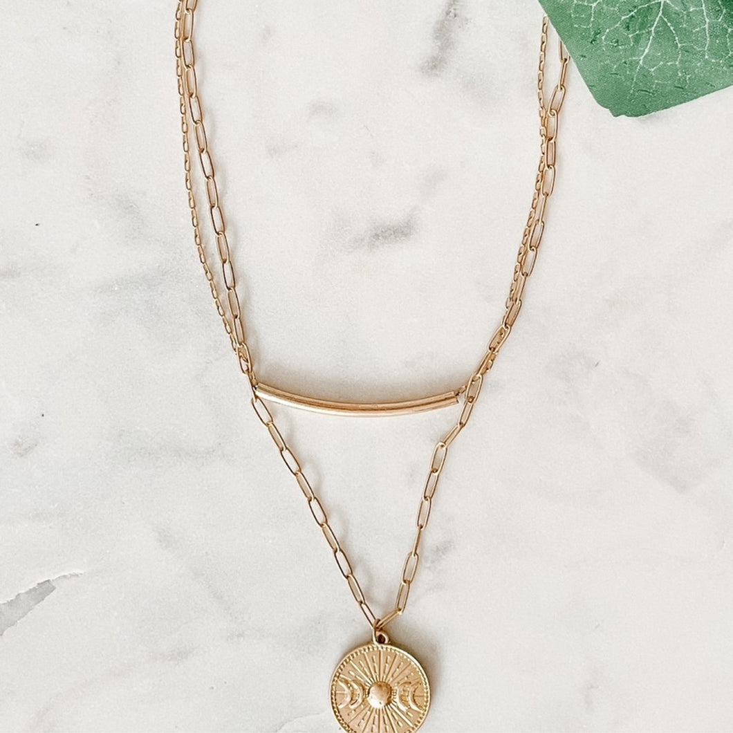 Two Layer Necklace With Pendant | Gold