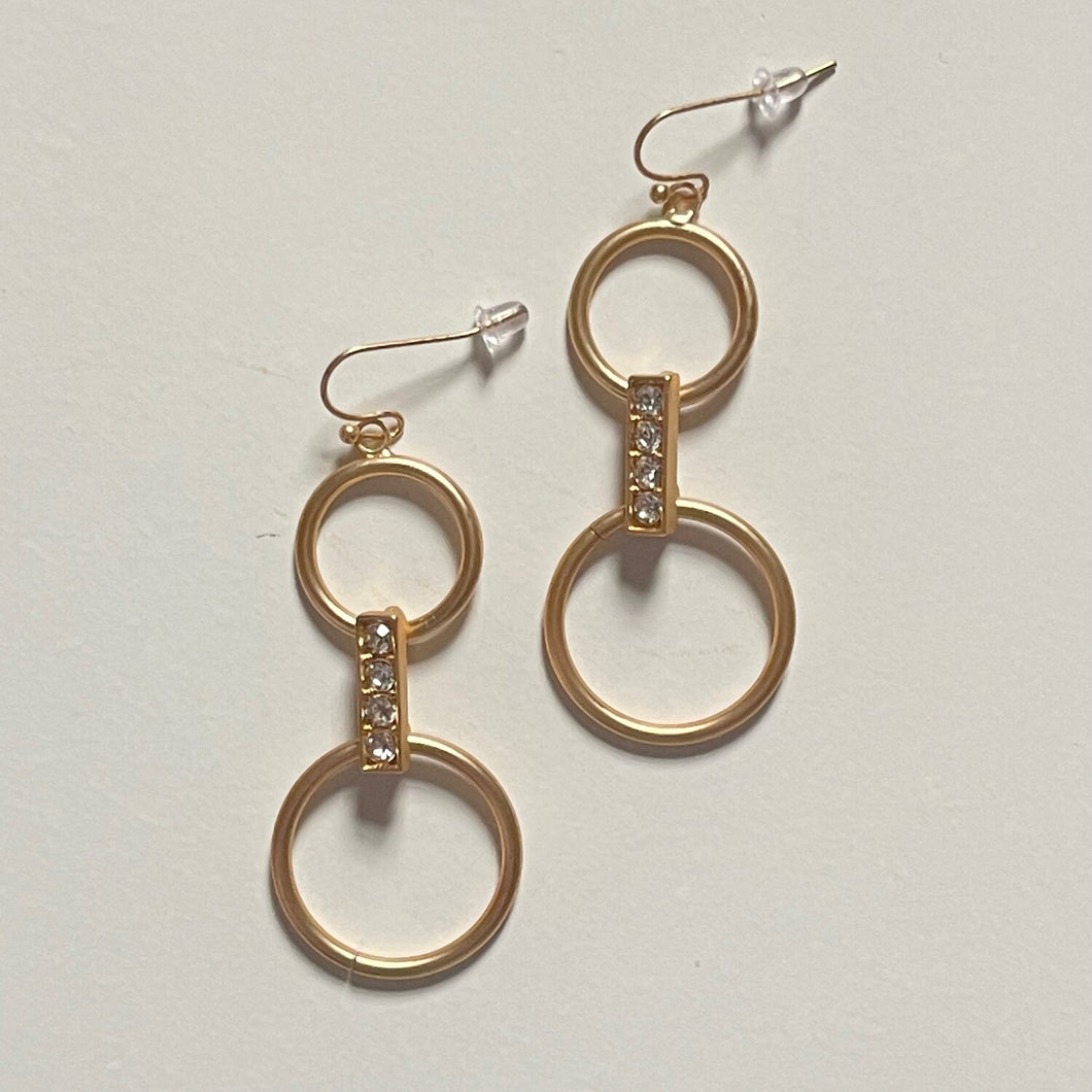 Pave’ the Way Earrings | Gold