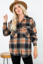 Load image into Gallery viewer, Plaid Button Down Shacket | Black
